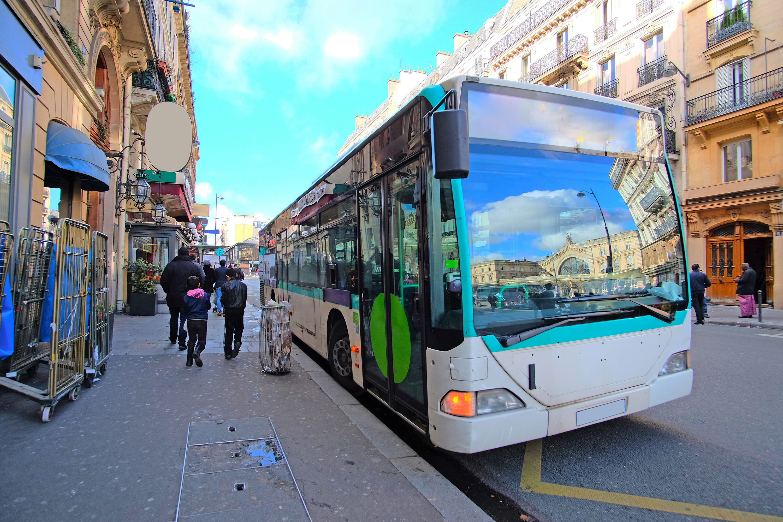 How Do You Get The Bus In Paris